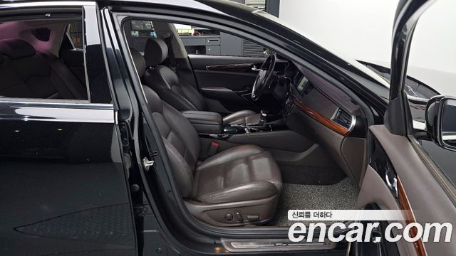 Kia K7 2017 — photo 17