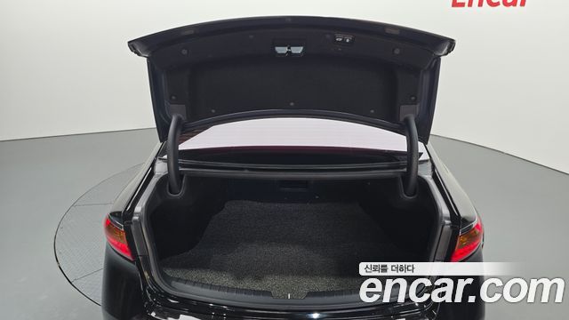 Kia K7 2017 — photo 26