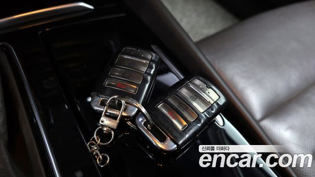 Kia K7 2017 — photo 29