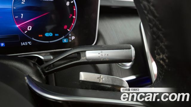Mercedes-Benz S-Class 2022 — photo 9