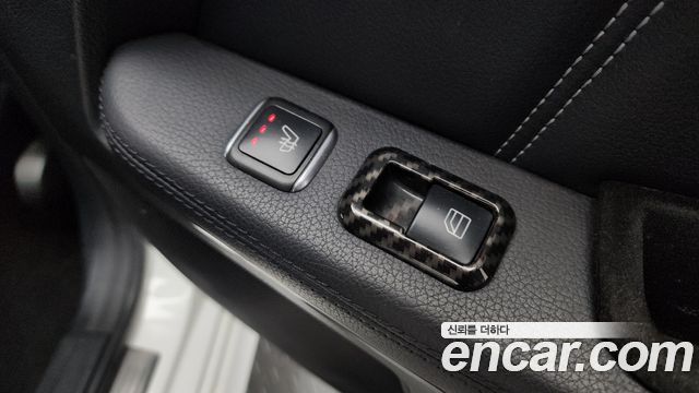 Mercedes-Benz E-Class 2016 — photo 16