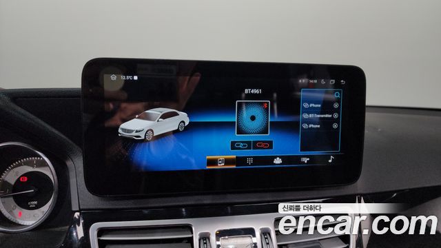 Mercedes-Benz E-Class 2016 — photo 18