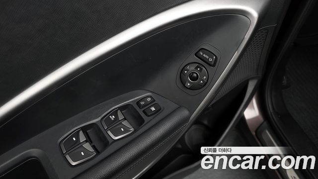 Hyundai Santafe 2013 — photo 18