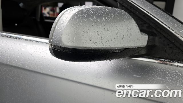 Audi A4 2010 — photo 31