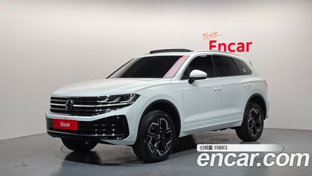 Volkswagen Touareg 2024 — photo 1