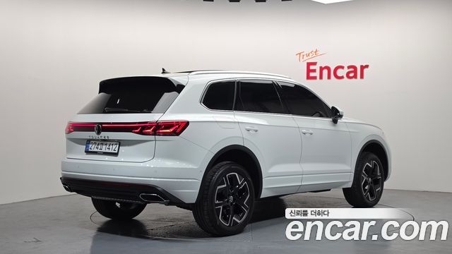 Volkswagen Touareg 2024 — photo 2