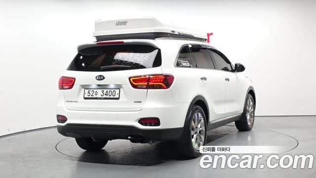 Kia Sorento 2018 — photo 2