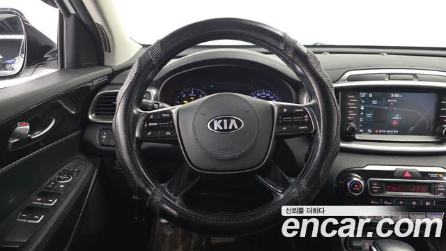 Kia Sorento 2018 — photo 13