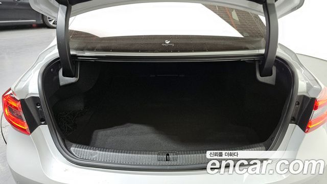 Renault Korea SM6 2020 — photo 26