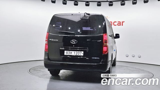 Hyundai Starex 2018 — photo 4