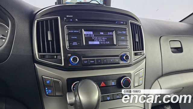 Hyundai Starex 2018 — photo 14