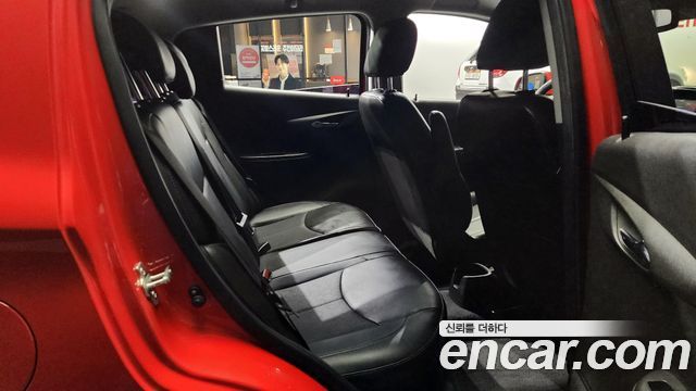 Chevrolet Korea Spark 2018 — photo 18