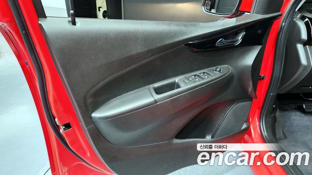 Chevrolet Korea Spark 2018 — photo 14