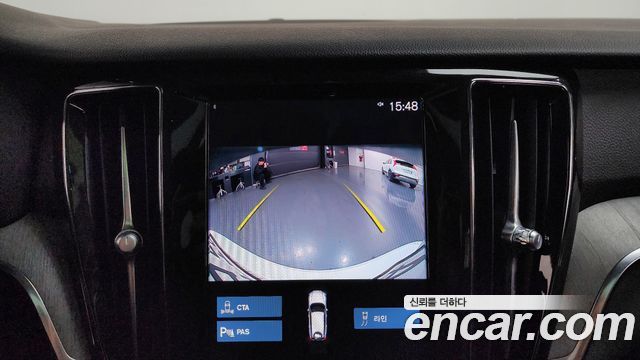 Volvo V60 2021 — photo 14