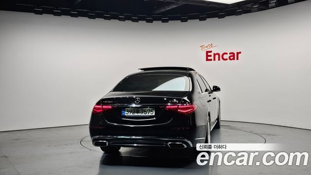 Mercedes-Benz S-Class 2022 — photo 4