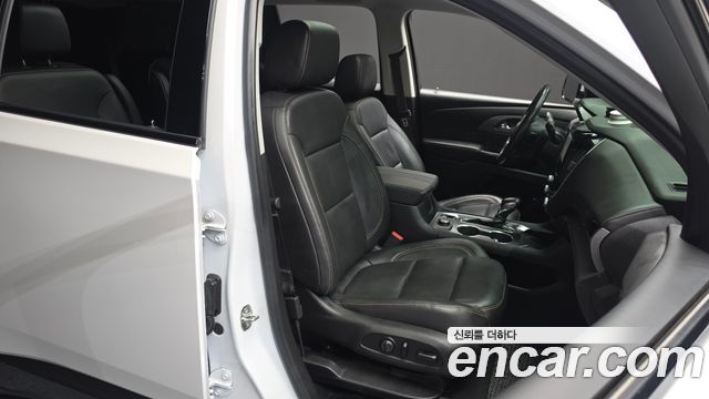 Chevrolet Korea Traverse 2021 — photo 18
