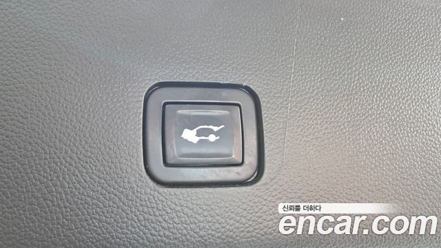 Chevrolet Korea Traverse 2021 — photo 24