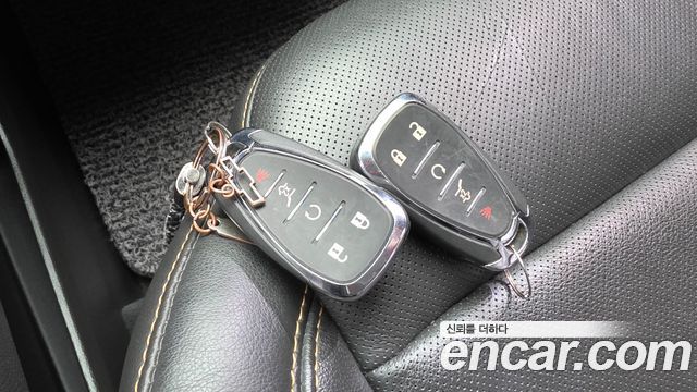 Chevrolet Korea Traverse 2021 — photo 31
