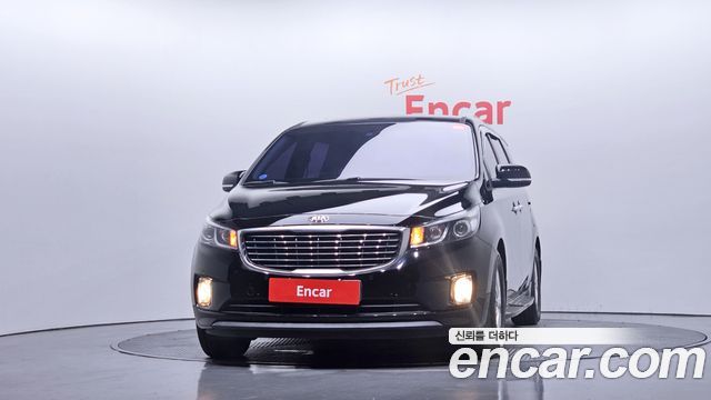 Kia Canival 2016 — photo 3