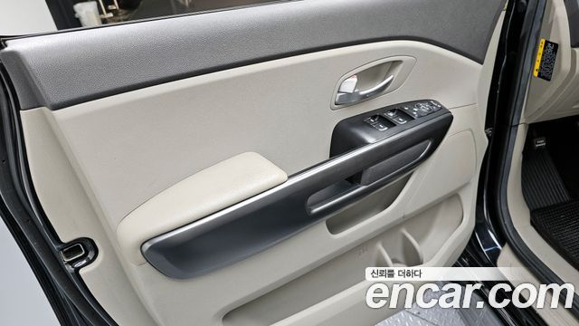 Kia Canival 2016 — photo 14