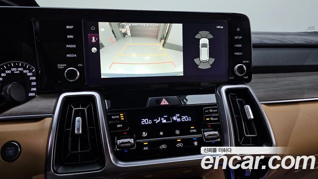 Kia Sorento 2021 — photo 16