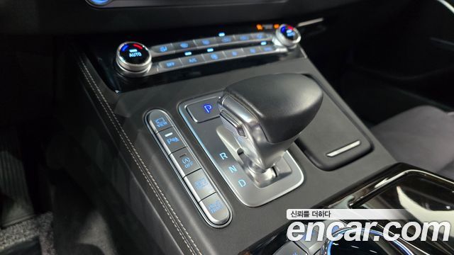Genesis G90 2019 — photo 9