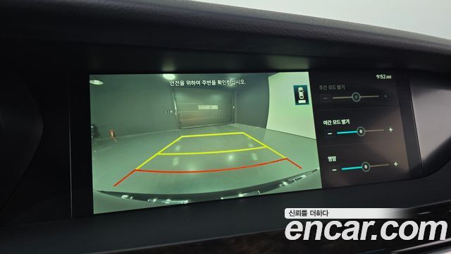 Genesis G90 2019 — photo 16