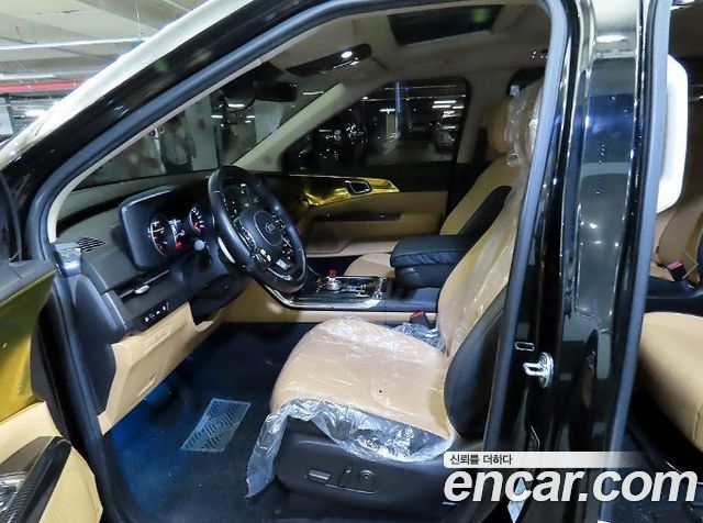 Kia Canival 2021 — photo 6