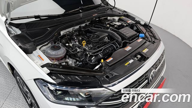 Volkswagen Jetta 2024 — photo 6