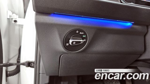 Volkswagen Jetta 2024 — photo 29