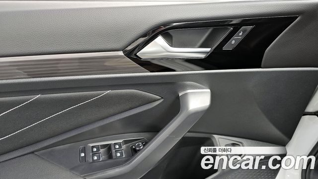Volkswagen Jetta 2024 — photo 35