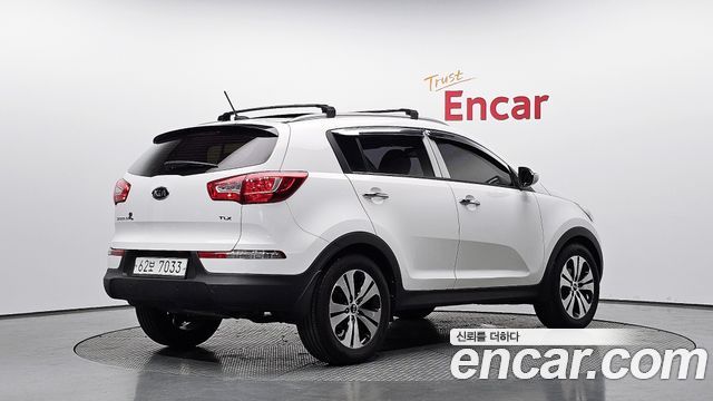 Kia Sportage 2012 — photo 2