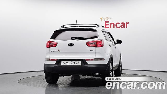 Kia Sportage 2012 — photo 4