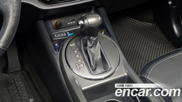Kia Sportage 2012 — photo 12