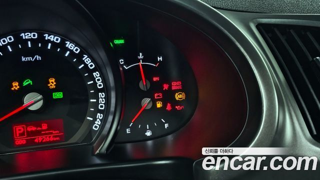 Kia Sportage 2012 — photo 32