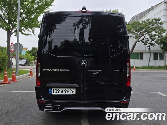 Mercedes-Benz Sprinter 2022 — photo 6
