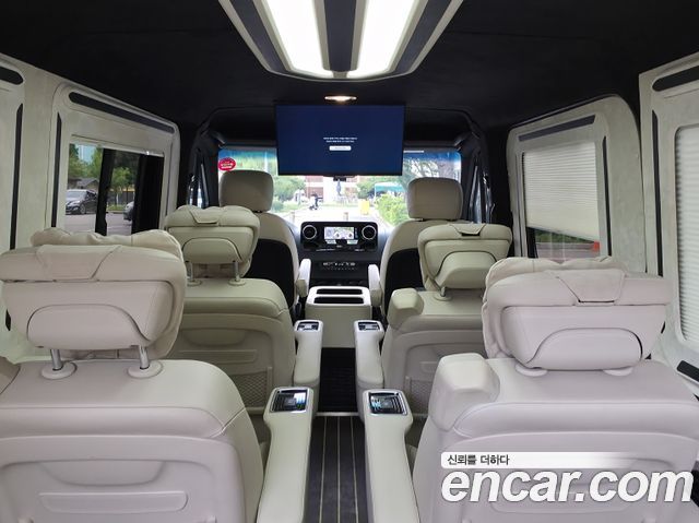Mercedes-Benz Sprinter 2022 — photo 15