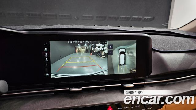 Kia Canival 2023 — photo 11