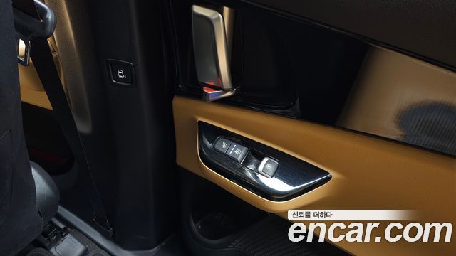 Kia Canival 2023 — photo 14