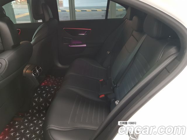 Mercedes-Benz C-Class 2023 — photo 20