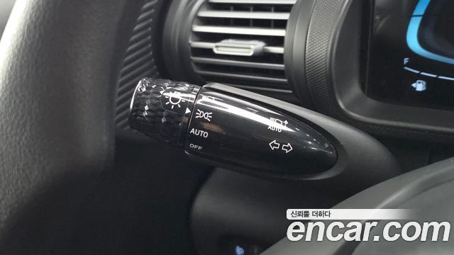 Hyundai Casper 2023 — photo 18