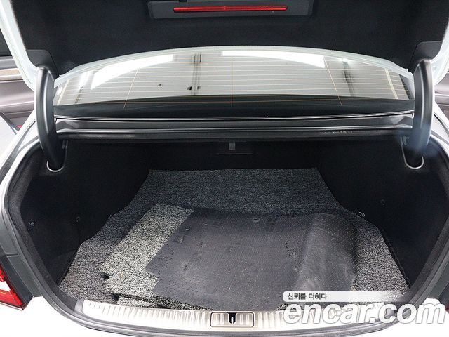 Genesis G90 2019 — photo 5