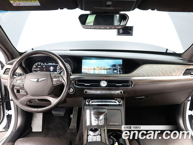 Genesis G90 2019 — photo 11