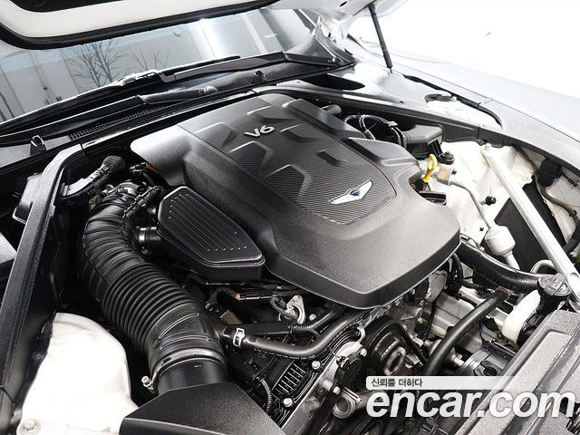 Genesis G90 2019 — photo 19