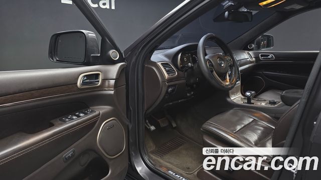 Jeep Cherokee 2015 — photo 10