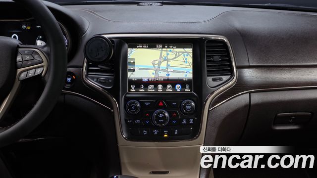 Jeep Cherokee 2015 — photo 12
