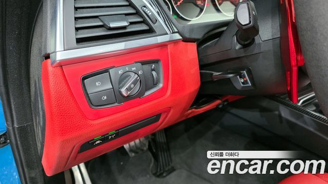 BMW 4-Series 2018 — photo 24