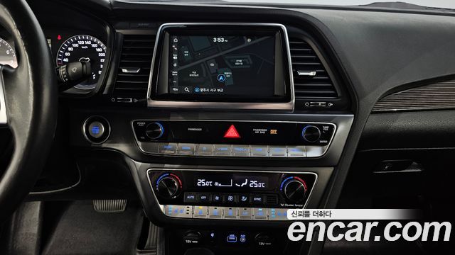 Hyundai Sonata 2018 — photo 12