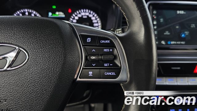Hyundai Sonata 2018 — photo 16