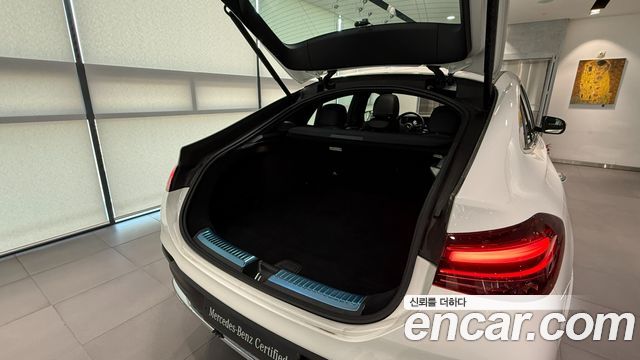 Mercedes-Benz GLE-Class 2025 — photo 7